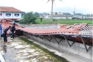 Ruangan kelas ex SBI mabruk.