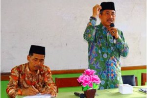 Kepala Kemenag Kuningan saat memberikan arahan sebelum LCCTA digelar.