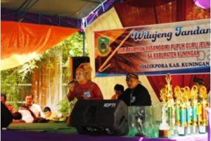 Pasanggiri tembang pupuh