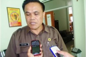 Kadinkes Kuningan, H Raji