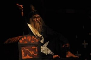 Ipung, Sang Sutradara Menguras Energi 