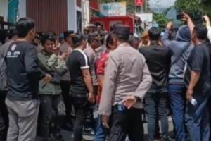 Peringatan Hari Anti Korupsi Dunia Tahun 2025 di Kabupaten Kuningan, diwarnai aksi unjuk rasa 